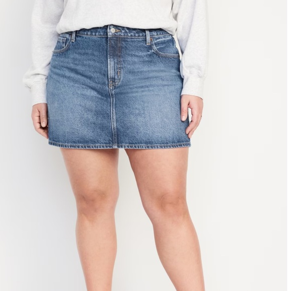 NWT OLD NAVY Mid-Rise OG Jean Mini  SKIRT  Color: Medium Wash - Picture 7 of 9